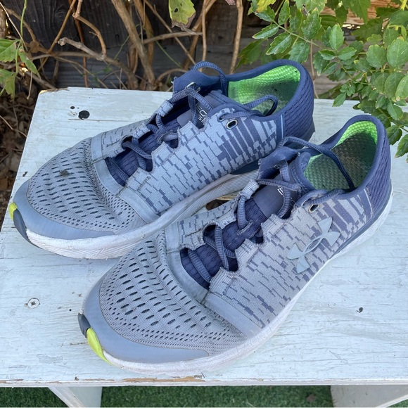 Under Armour Other - Under armour running shoes athletic size 9.5 mens gray green